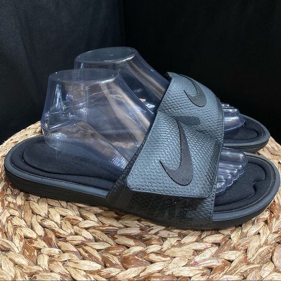 nike gel slides